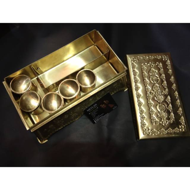 TEPAK SIRIH KUNINGAN ASLI