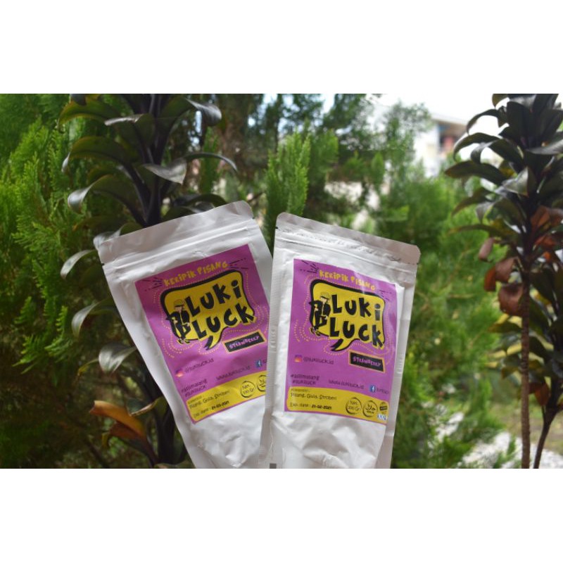 

keripik pisang strawberry