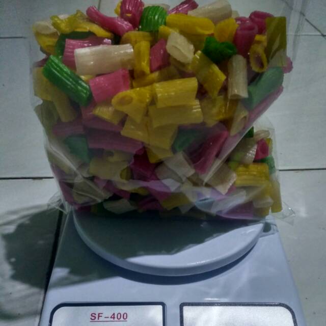 

Krupuk mentah warna warni 500grm