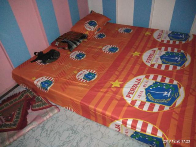 Sprei Ledyrose Edisi Bola Ukuran 180x200