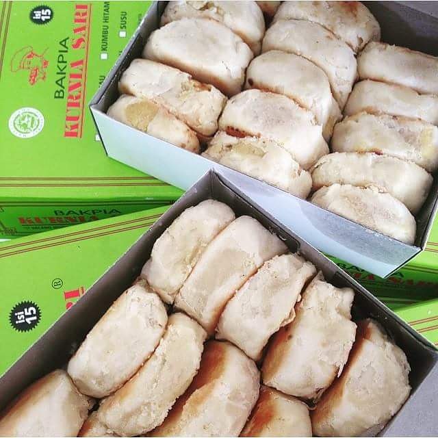 Bakpia kurnia sari mix rasa tiramisu greentea