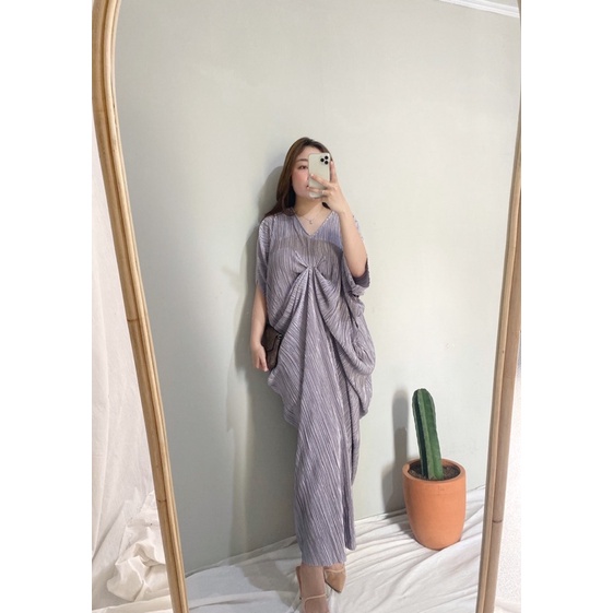 Laya kaftan new series - silky pleats