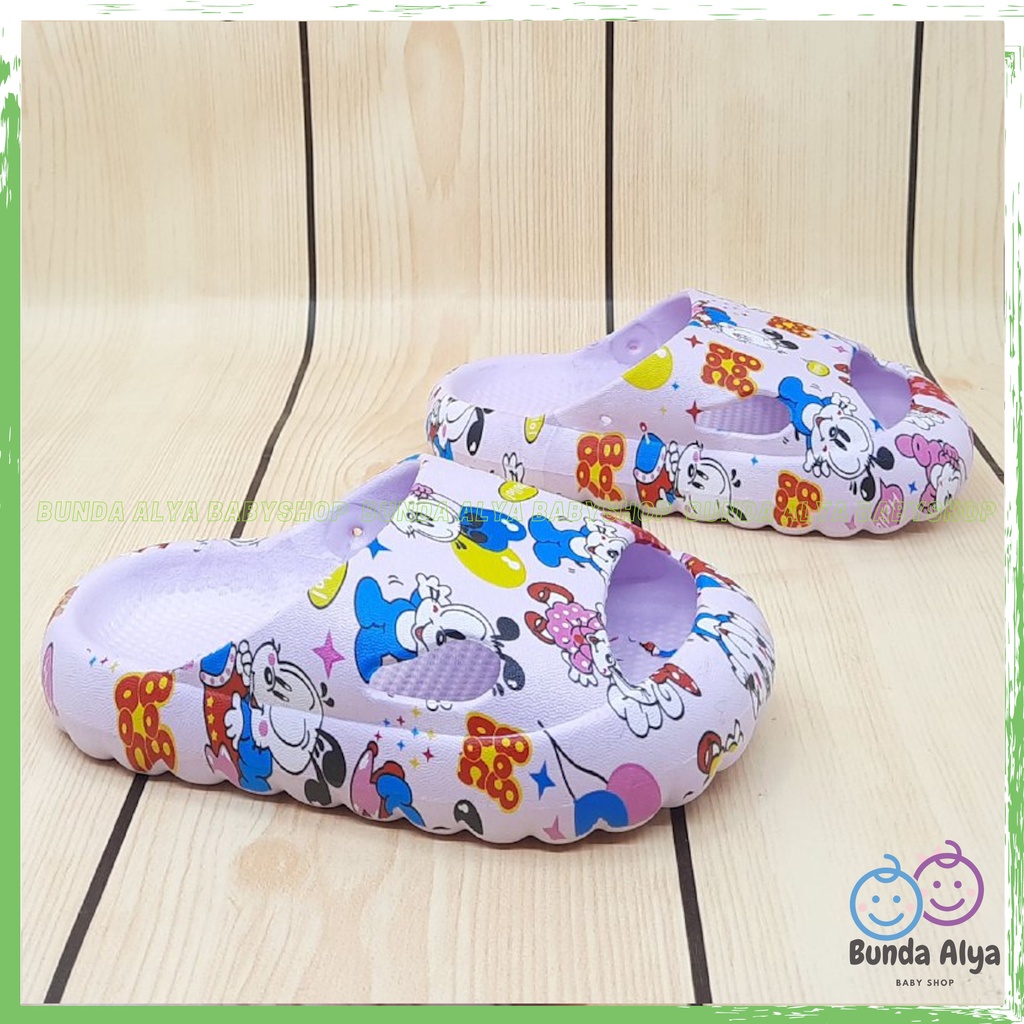 Sendal Anak Perempuan Usia 3 4 5 Tahun Slop Karet Elastis UNGU - Sandal Anak Cewek Motif Kartun Lucu Model Kekinian Anti Licin Elastis Size 24-29