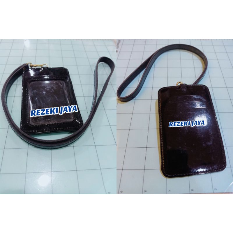 

ID CARD NAME TAG ID CARD TALI HITAM GLOSSY (KILAP) 4 SLOT CARD