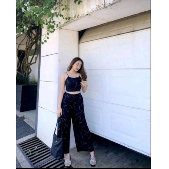 ONE SET KULOT PATTERN // SETELAN TANKTOP FLOWERY-Hitam cacing