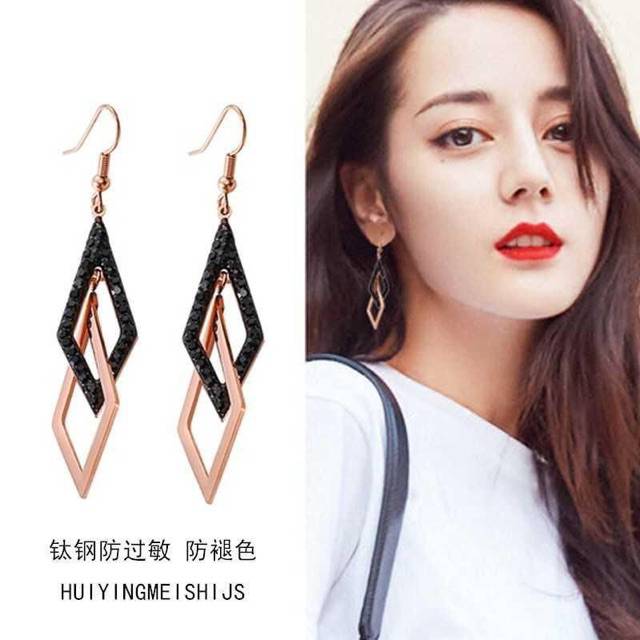 anting gucci / perhiasan anting / anting fashion / anting pesta / anting wanita / anting korea