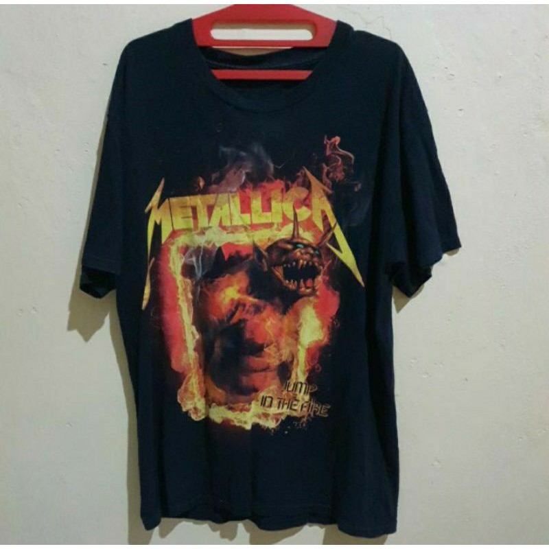 PRELOVED TSHIRT BAND METALLICA BRAVADO ORIGINAL