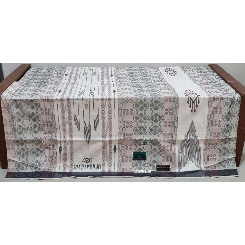 Sarung Tenun Sutra Raja Mulia 420 Exclusive skelas tamer kamer lamiri lamiya bhs