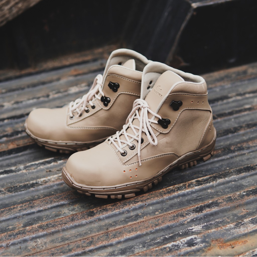 Sepatu Gunung Adventure Semi Boots Hiking Touring Motor Outdoor Pria Crocodile Tanker