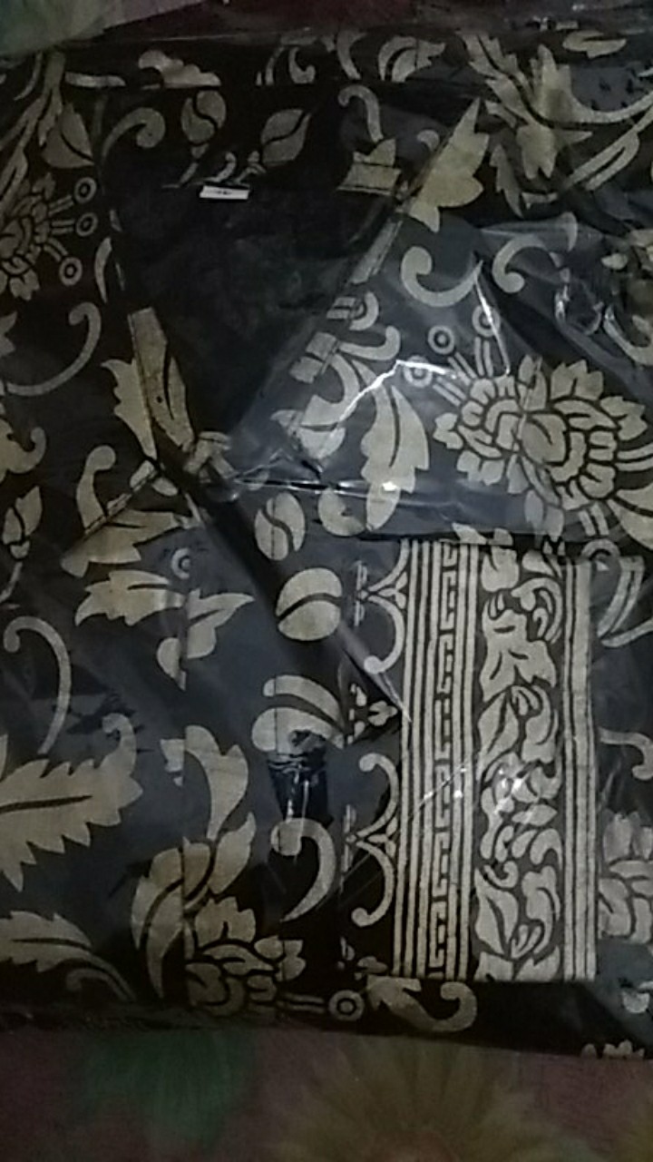 Kemeja Batik Jumbo Prada Motif Kembang Gedi