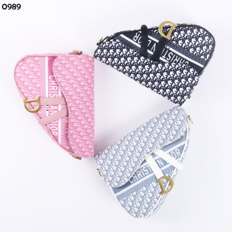

Oblique Embroidered Saddle bag 0989 with paperbag