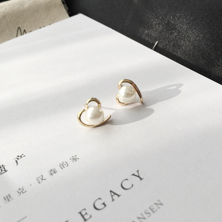 Anting Mutiara Bentuk Hati Gaya Korea Untuk Hadiah