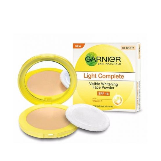 Garnier Light Complete Face Powder Two Way Cake - Natural