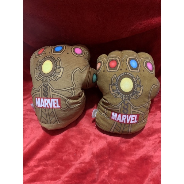 Sarung tangan tinju Marvel