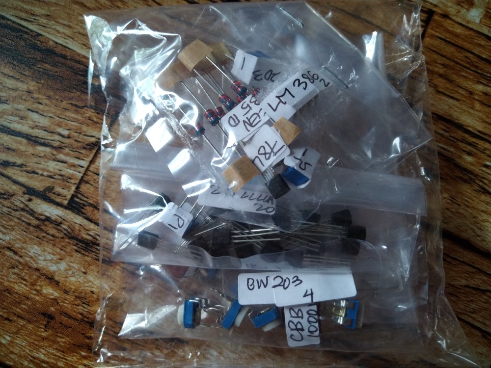 1 Buah Trimpot Variable Resistor (plastik) 2k 20k 200k 2m 200 Ohm Wh-06 Rm-065