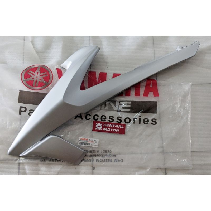 SAYAP TANGKI TENGKI VIXION NEW R 2018 SILVER ORIGINAL