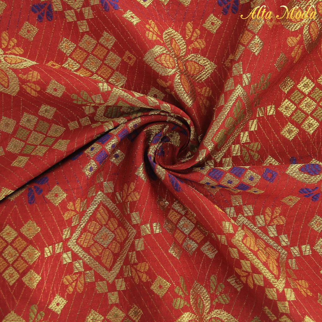 

Alta Moda Songket Motif Palembang Ketupat Gold Merah (0.5M)