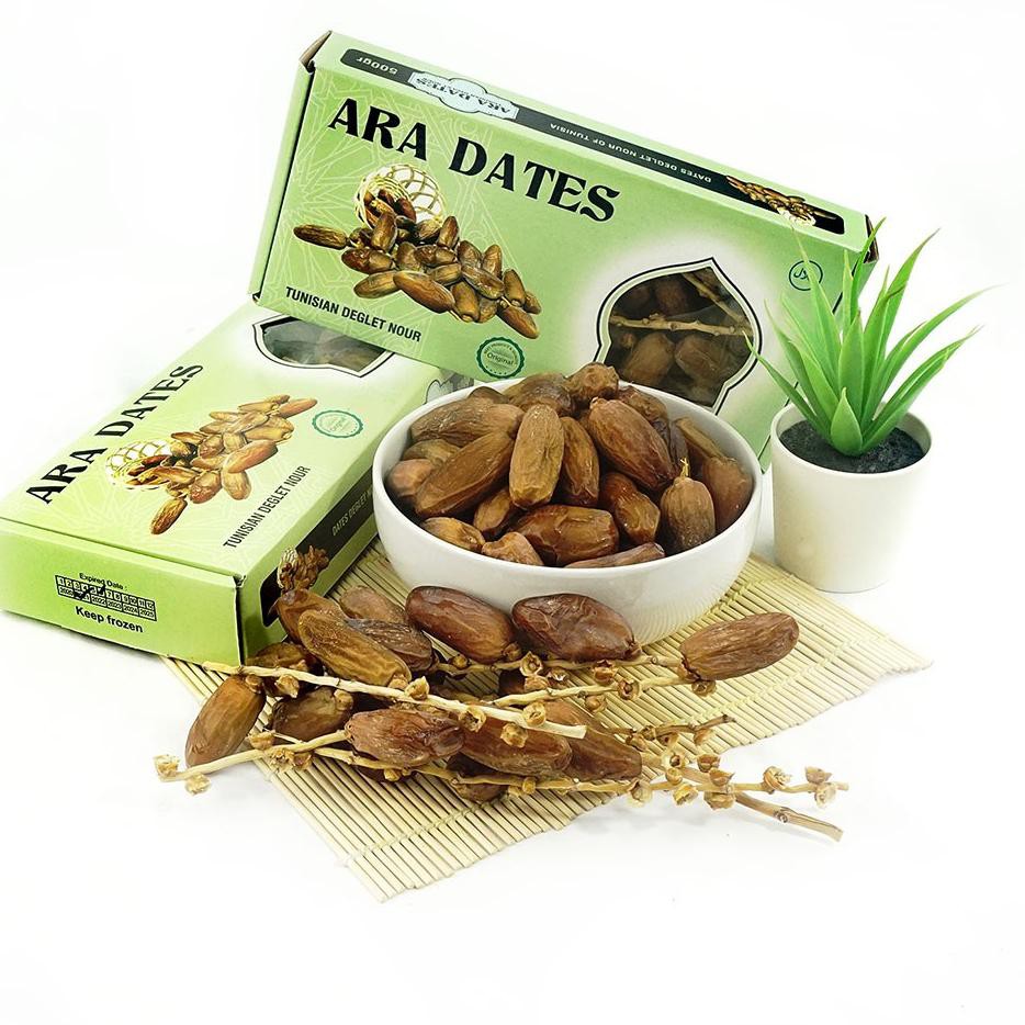 

Lagi's readyh Kurma Deglet Nour Tunisia Tangkai 500 gram G64G1 ,!!