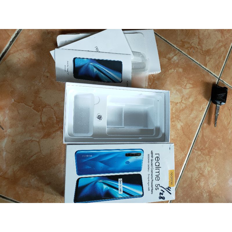 

Dus Box Realme 5s