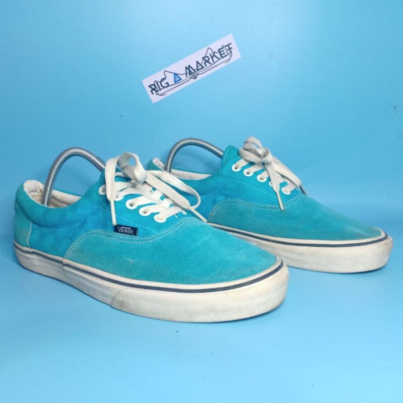 light blue vans era