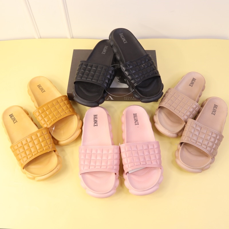 (BALANCE CORN 2215) Sandal Slop fashion impor wanita/Sanda santai