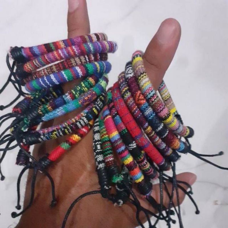 Gelang Etnik / Gelang Tangan