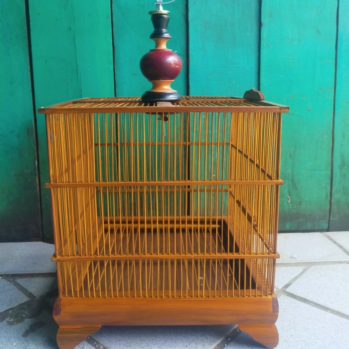 TERLARIS SANGKAR KOTAK PENJINAKAN WAMBI MINI BAMBU HG0142