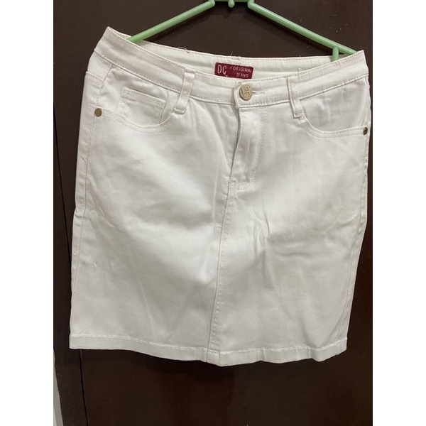 preloved rok Dc jeans putih