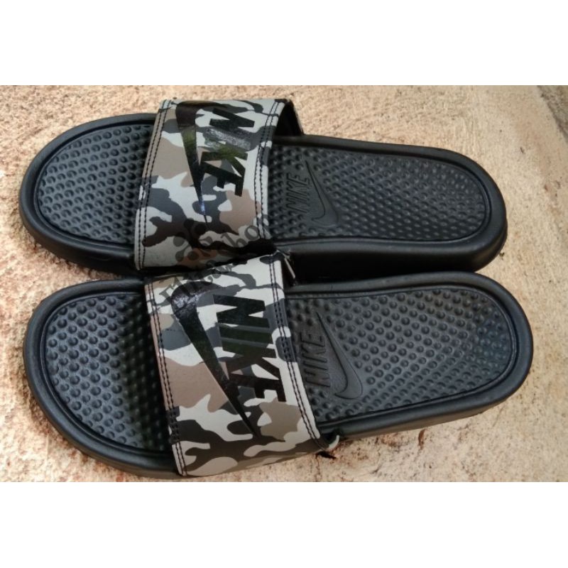 harga sandal nike benassi