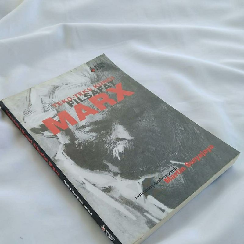 Teks-teks Kunci Filsafat Marx - Martin Suryajaya