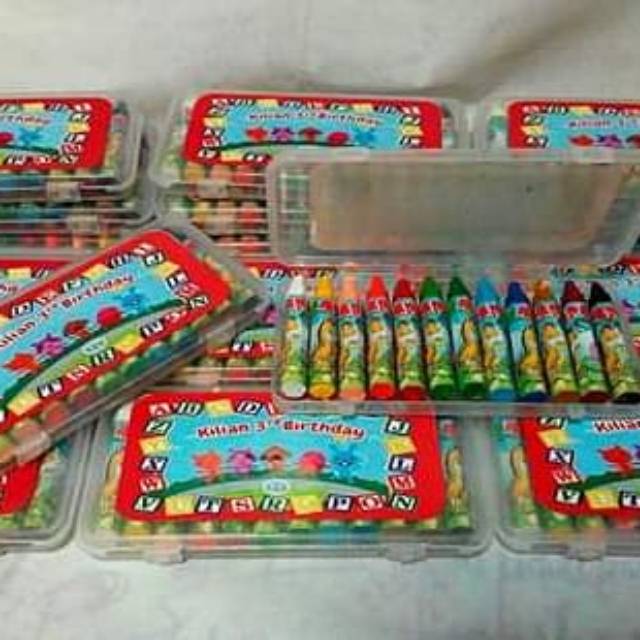 

Souvenir ultah crayon custom