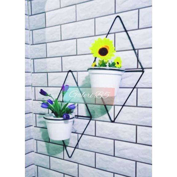 rak bunga minimalis dinding / rak pot dinding besi/ rak bunga besi tempel