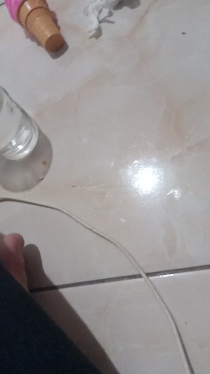 Tissue Toilet Roll Non Core Royal Isi 5 Roll / Tissue Kebersihan