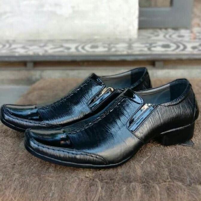 Promo Promo Sepatu Pantofel Pria Kulit Asli Seri 6027 Yu Promo Heboh| Serba Murah| Trendi| Premium| Import| Terlaris| Cuci Gudang| Stok Terbatas| Produk Terbaru| Terlaris| Sangat Laku| Baru| Hot||