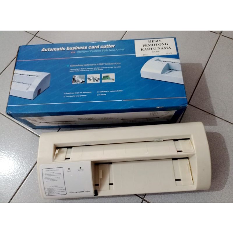 

Mesin pemotong kartu nama/ Automatic business card cutter/ Alat potong kartu nama elektrik