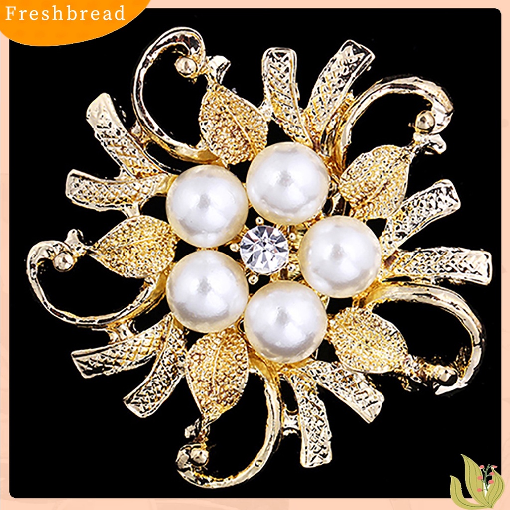 [ TERLARIS]Women Breastpin Elegant No Deformation Flower Rhinestone Faux Pearl Brooch Pin for Party Dating