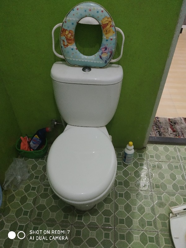 Cover Dudukan Tutup Kloset