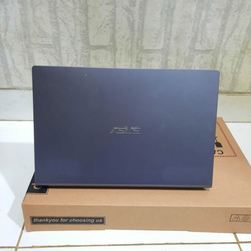 Laptop Asus Vivobook A409FJ Cor i5-8250U Ram 4Gb/Ram 8/SSD 256Gb Nvdia MX230 2GB FHD IPS 1920X1080 Editing desain, mulus