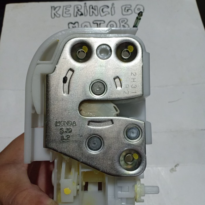 Door Lock Jazz RS 2008-2014 RR-LH Asli