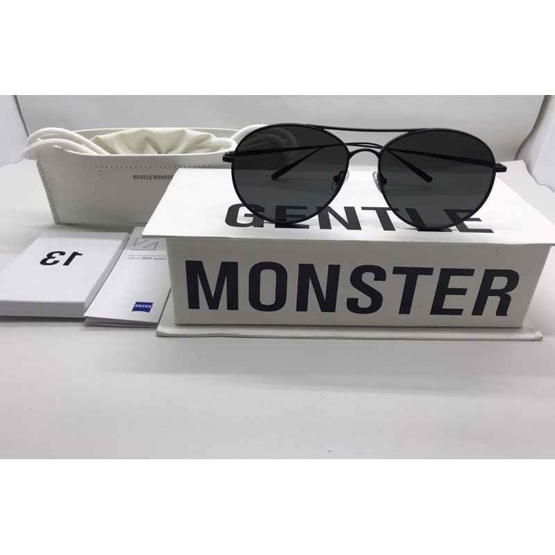 Sungglas Gentle Monster RANNY RING M01