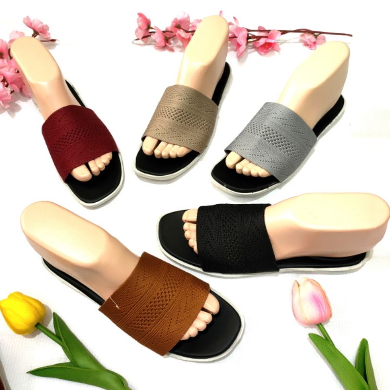 sandal wanita rajut Import Felonie WM 02. Selop Rajut halus terbaru..!