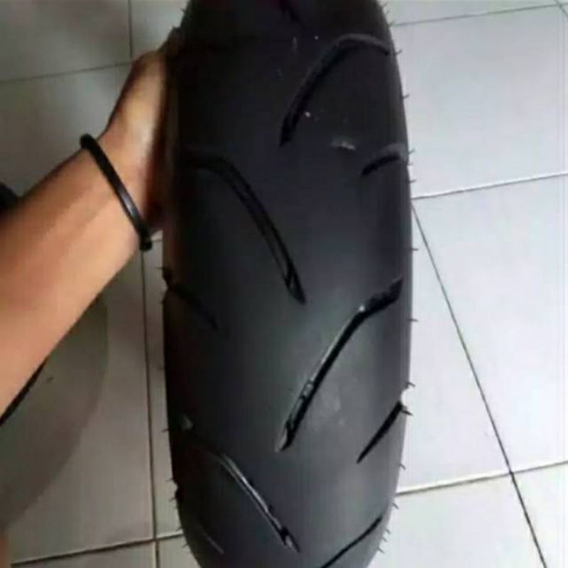 Ban motor Murah banBelakang Yamaha NMAX Second Merk IRC UK 130/70-13