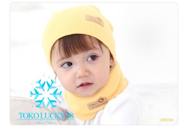 IMPORT Hat + Scarf Kids Topi kupluk anak dan syal anak bahan lembut