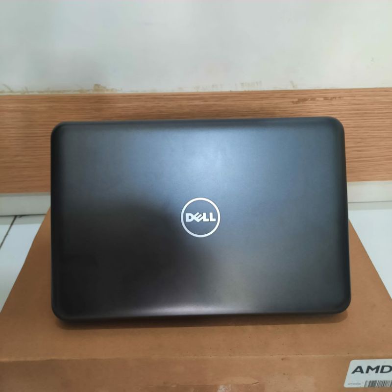 Notebook Dell inspiron P24T Amd A9-9420e Gen 7 Ram 4GB/SSD 128/HDD 500GB Vga Amd Radeon R5 Graphic