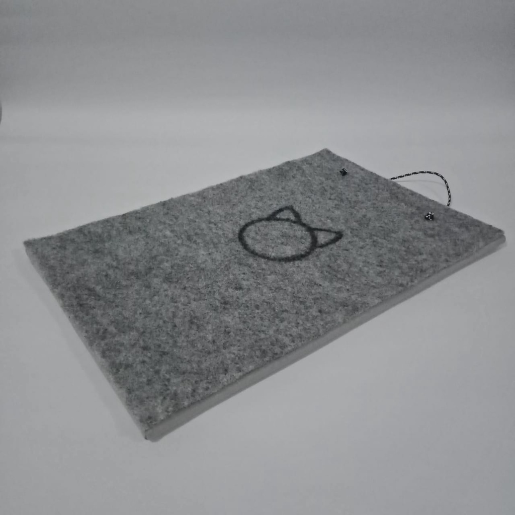 karpet garukan kucing