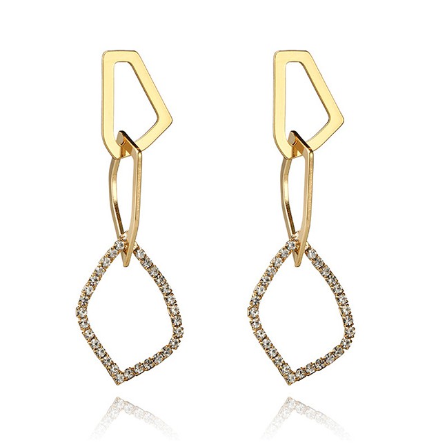 LRC Anting Tusuk Fashion Gold Color Diamond Decorated E91862
