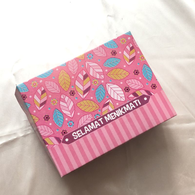 Dus Kue 16 x 12 x 7cm Pink Motif Daun R5K/ Dus Roti Merah Muda Lucu / Dos Snack Ultah / Dos Hajatan / Snack Box