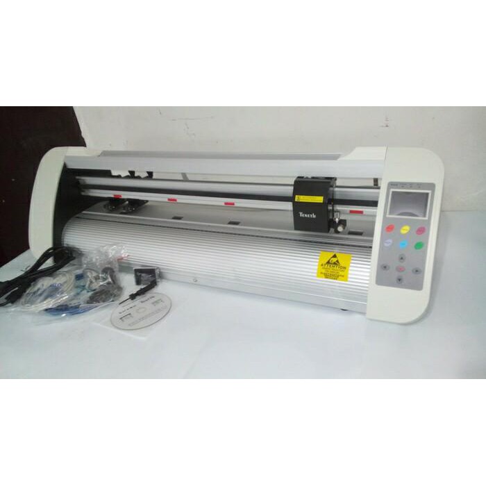 

Mesin cutting sticker Teneth Th740