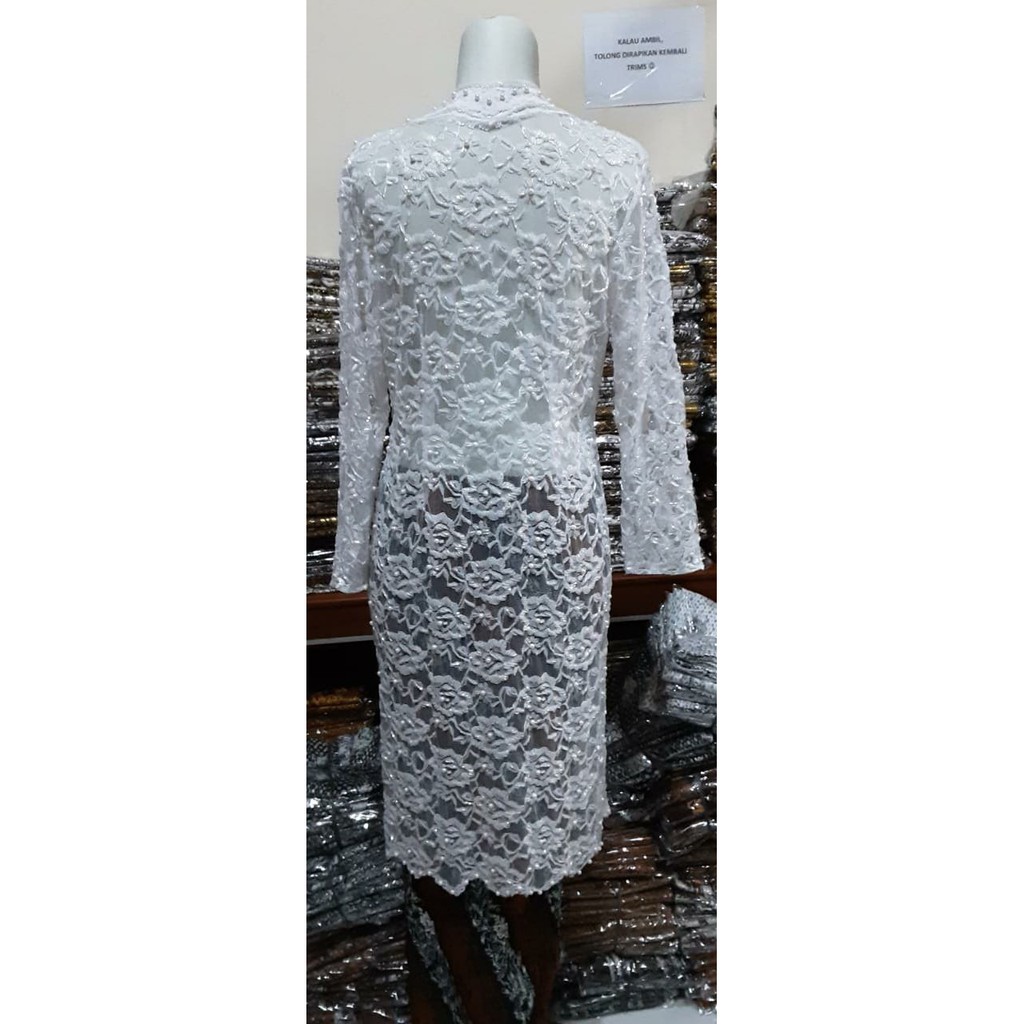 kebaya pengantin akad