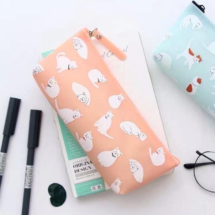 

KOTAK PENSIL MOTIF KUCING / CAT PENCIL CASE